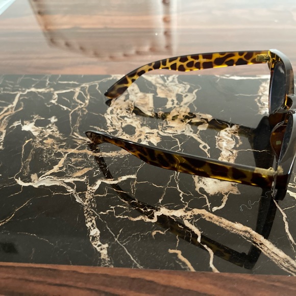 green yellow lenses sunglasses - Picture 6 of 6